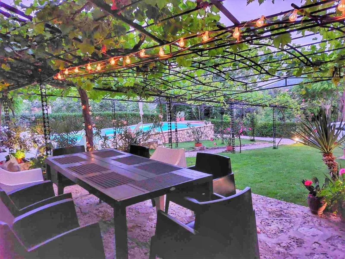 Villa Regina Serafina Balchik Luaran gambar